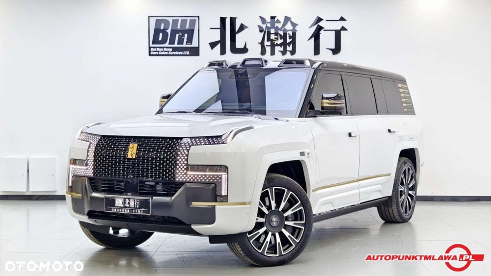 BYD Yangwang U8 - 2