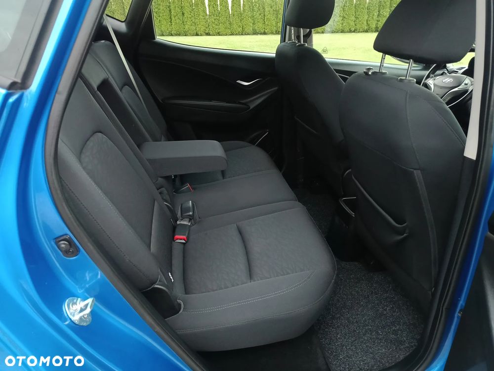 Hyundai ix20 1.4 blue - 22