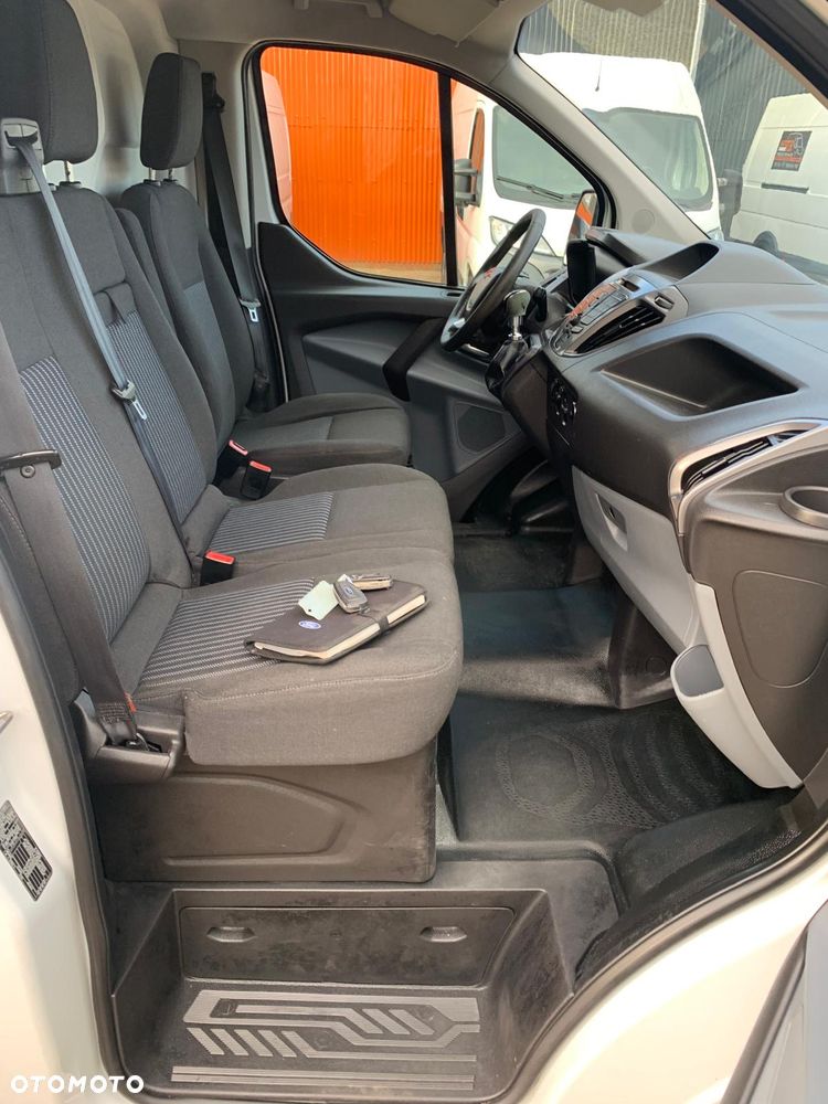Ford Transit Custom - 18