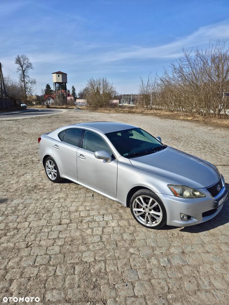 Lexus IS 200 D Prestige - 3