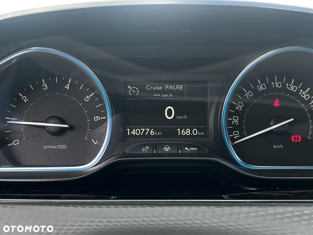 Peugeot 2008 PureTech 130 Allure - 10