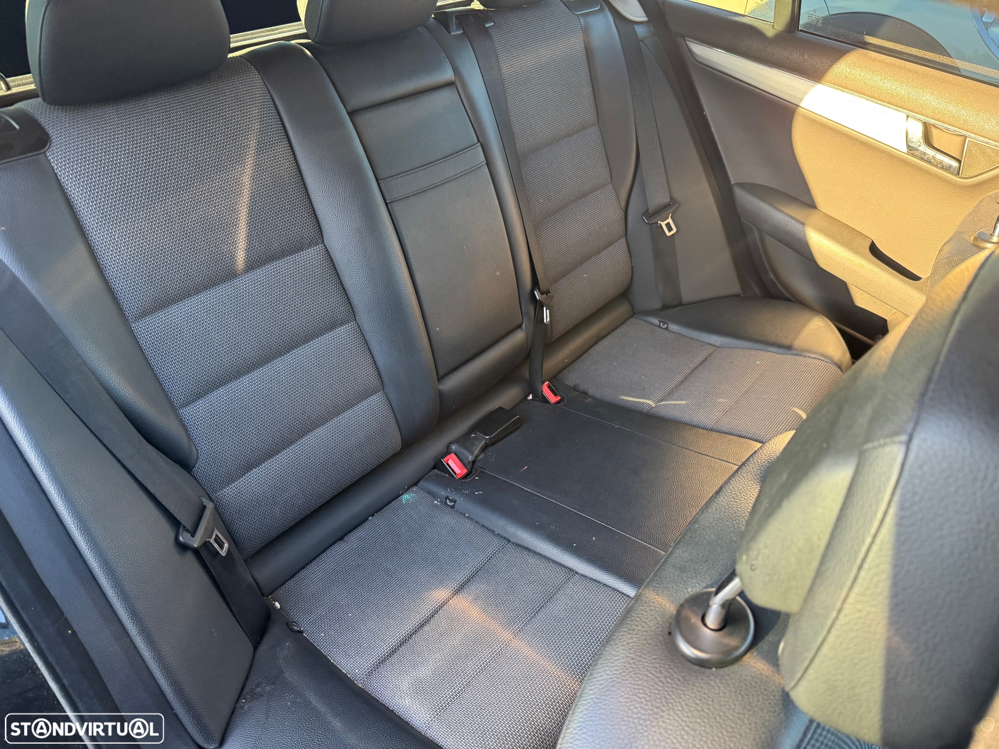 Mercedes-Benz C 200 CDi Avantgarde Aut. - 11
