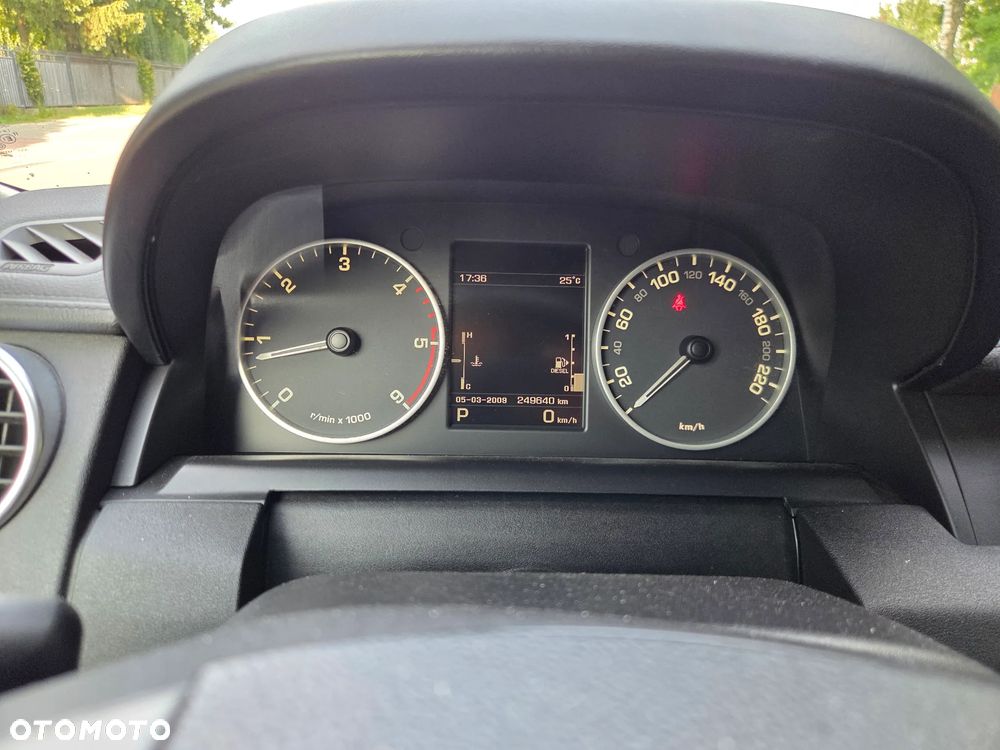 Land Rover Discovery TD V6 SE - 21