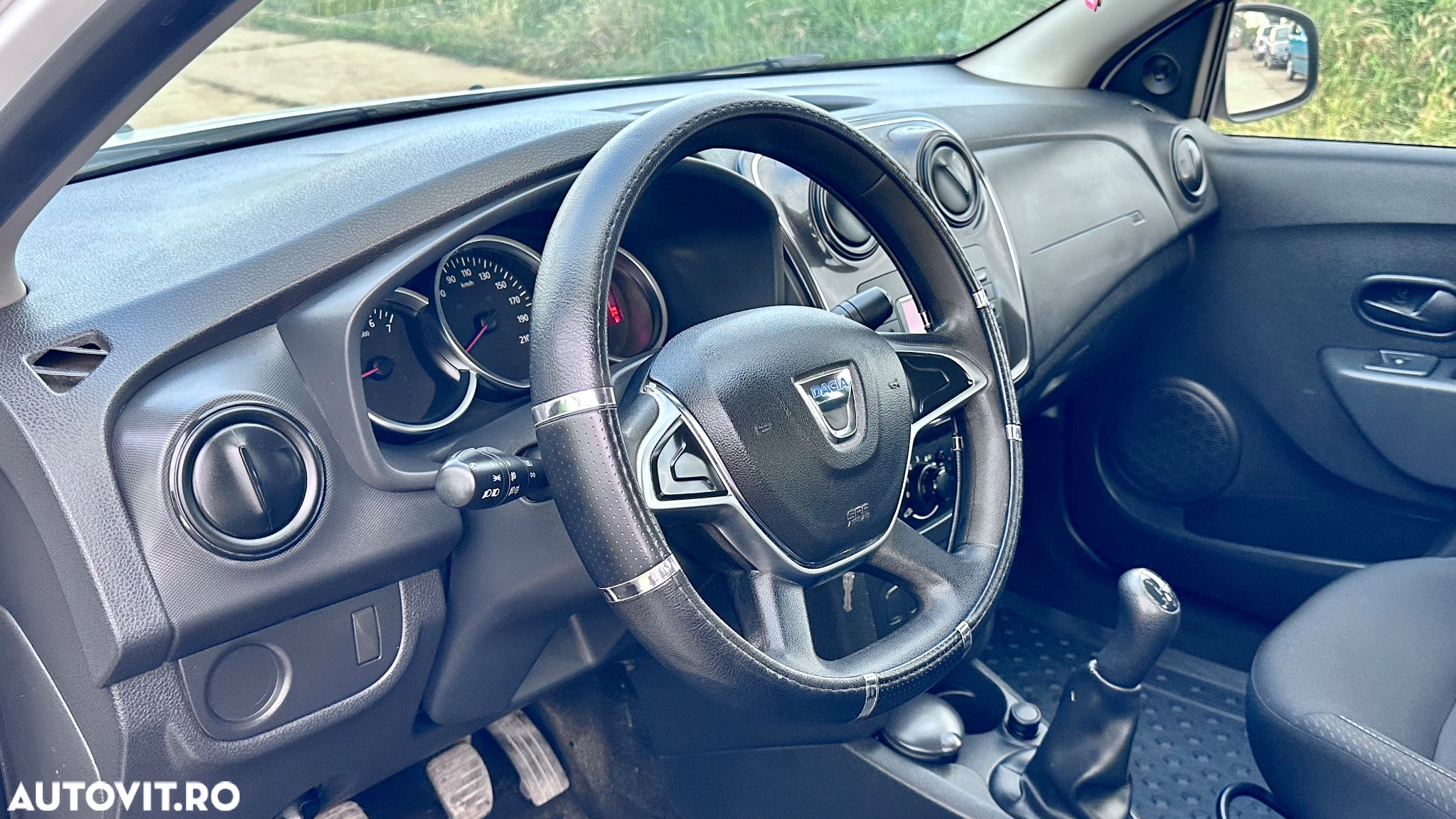 Dacia Logan 1.0 SCe Laureate - 11