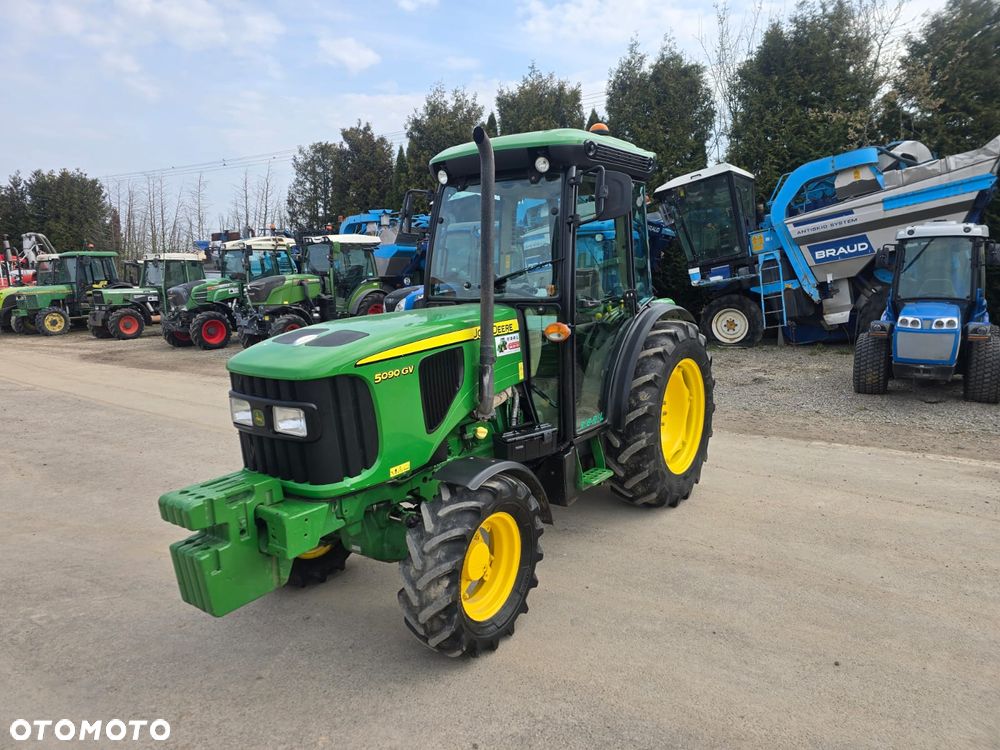 John Deere 5090GV - 2