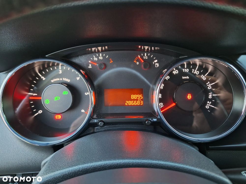 Peugeot 3008 2.0 HDi Allure - 17