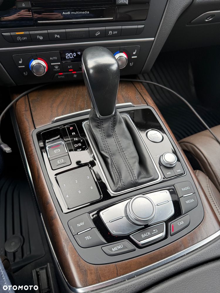 Audi A6 Allroad - 11