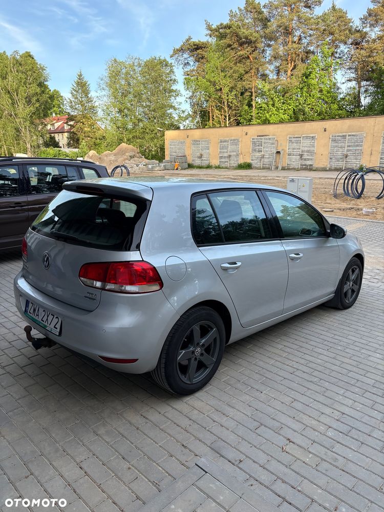Volkswagen Golf 1.6 TDI BlueMot Comfortline - 5