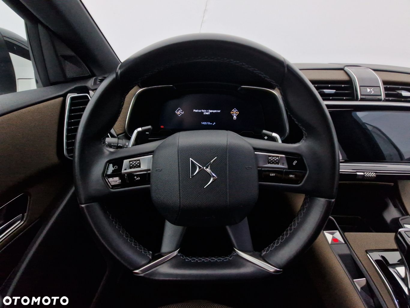 DS Automobiles DS 7 Crossback - 17
