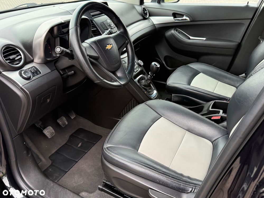 Chevrolet Orlando - 21
