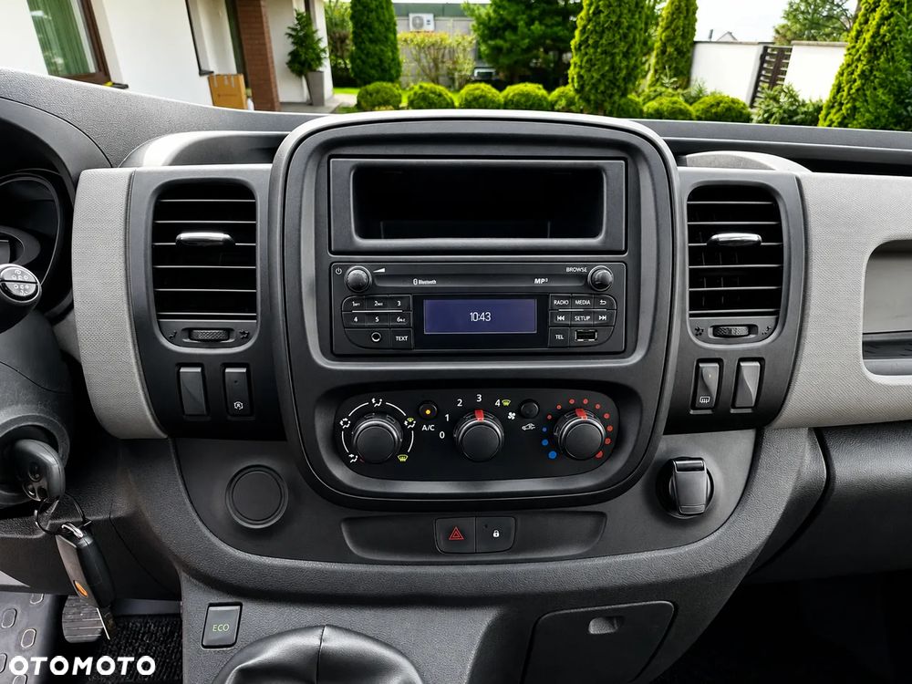 Renault TRAFIC - 16