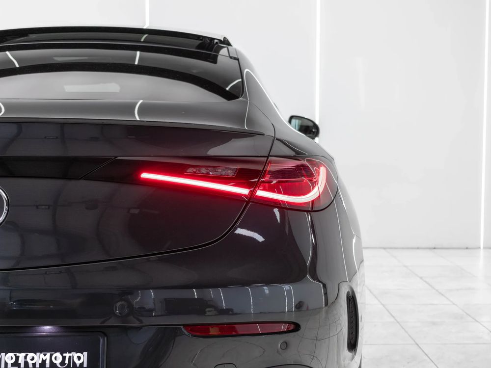Mercedes-Benz CLE 300 4Matic 9G-TRONIC Edition AMG Line - 7