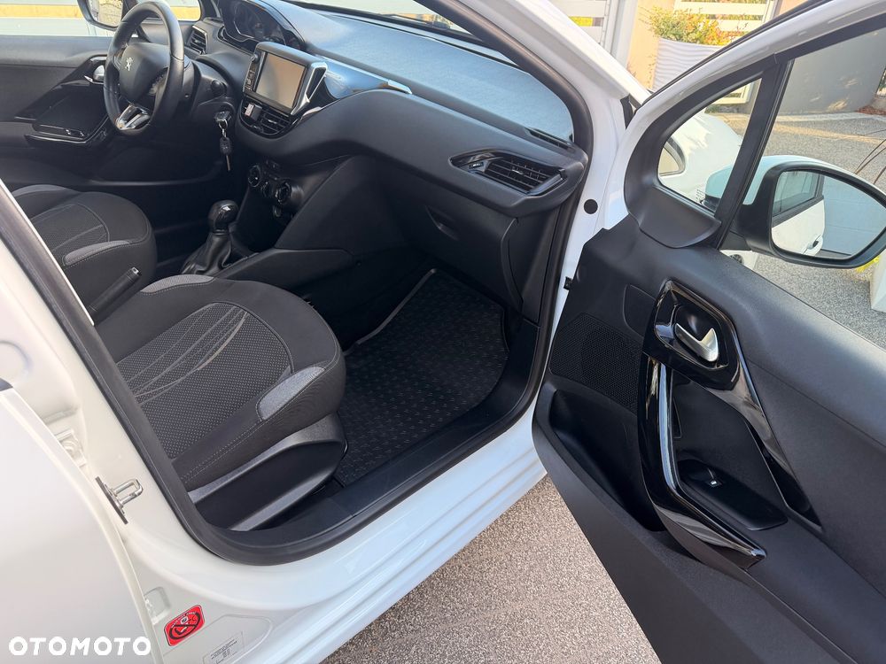Peugeot 208 HDi 68 Like - 18
