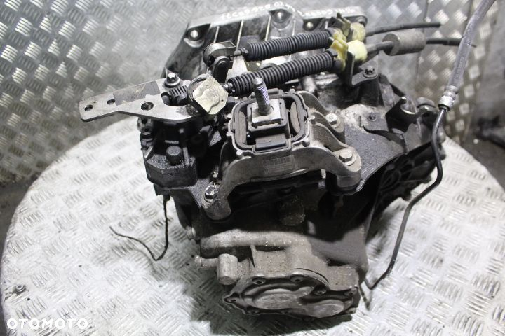 SKRZYNIA BIEGÓW COOPER II 1.6TD 23007568721-04 - 2