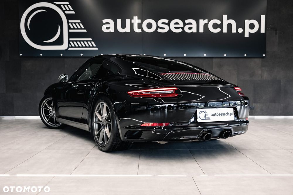 Porsche 911 Carrera T PDK - 7