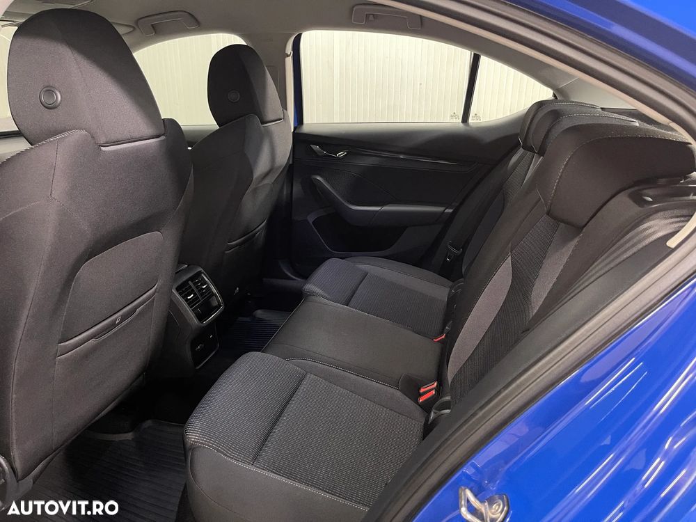 Skoda Octavia 2.0 TDI Ambition - 12