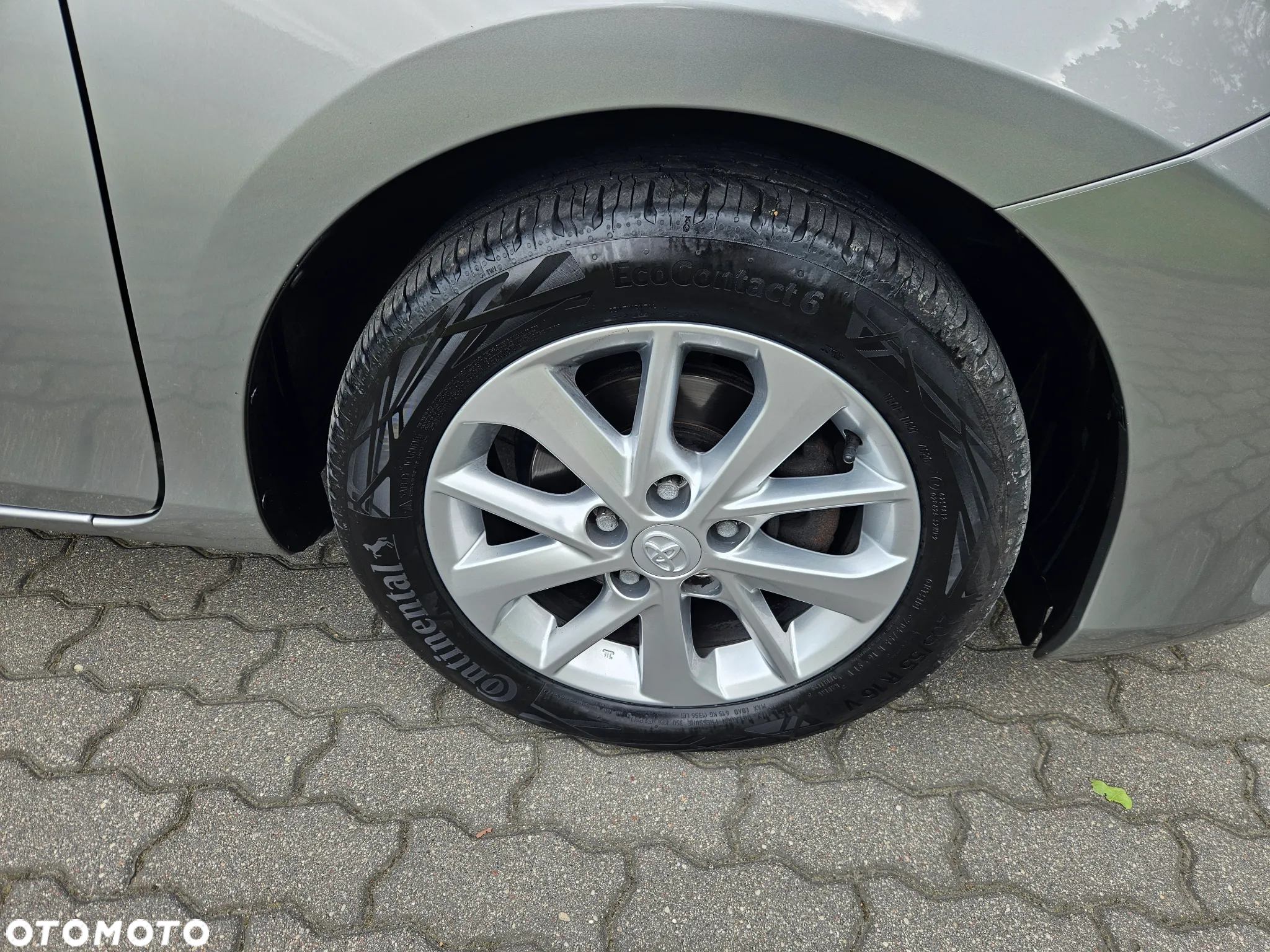 Toyota Auris 1.6 Premium - 7