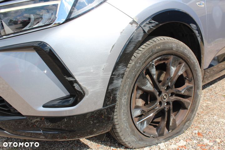 Opel Grandland 1.2 DI Automatik GS Line - 2