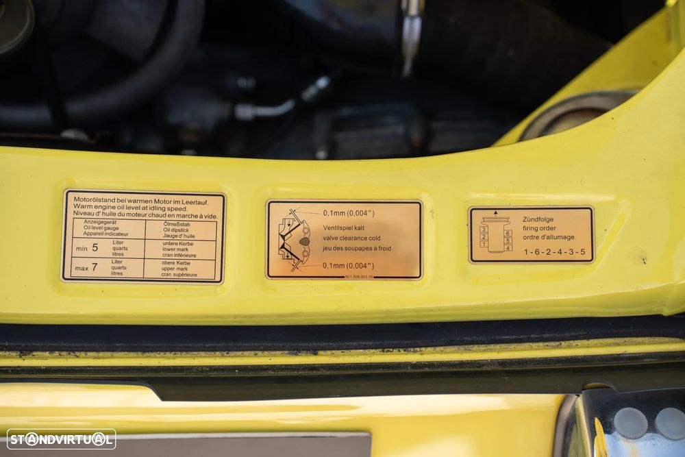 Porsche 911 Série F - 30