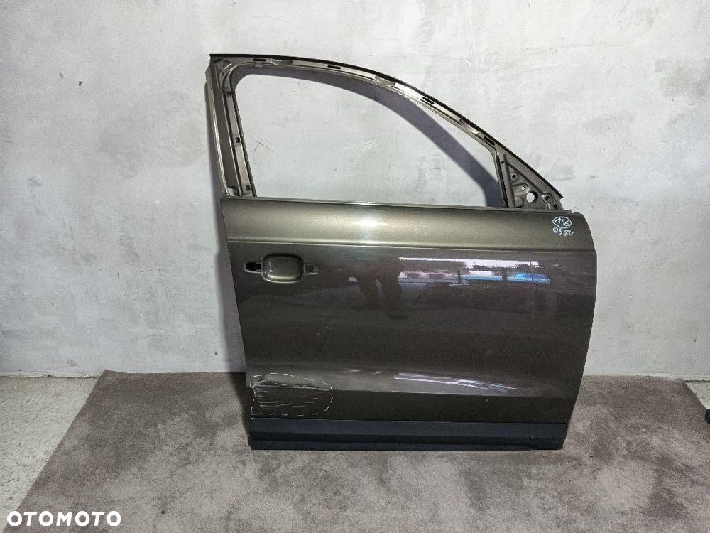 DRZWI PRZÓD PRZEDNIE PRAWE AUDI Q3 8U 8U0831312 - 1