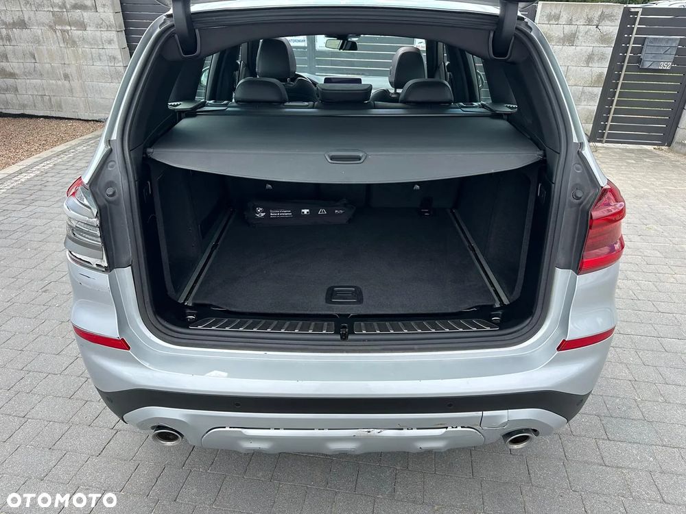 BMW X3 xDrive20d xLine - 23