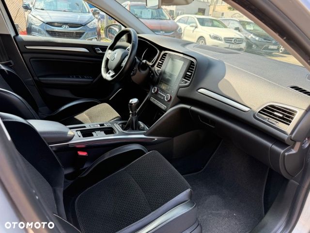 Renault Megane 1.6 dCi Energy Limited - 27