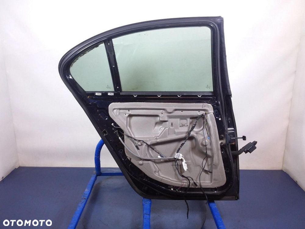 BMW 5 E60 LIFT DRZWI TYŁ LEWE 416 - 5