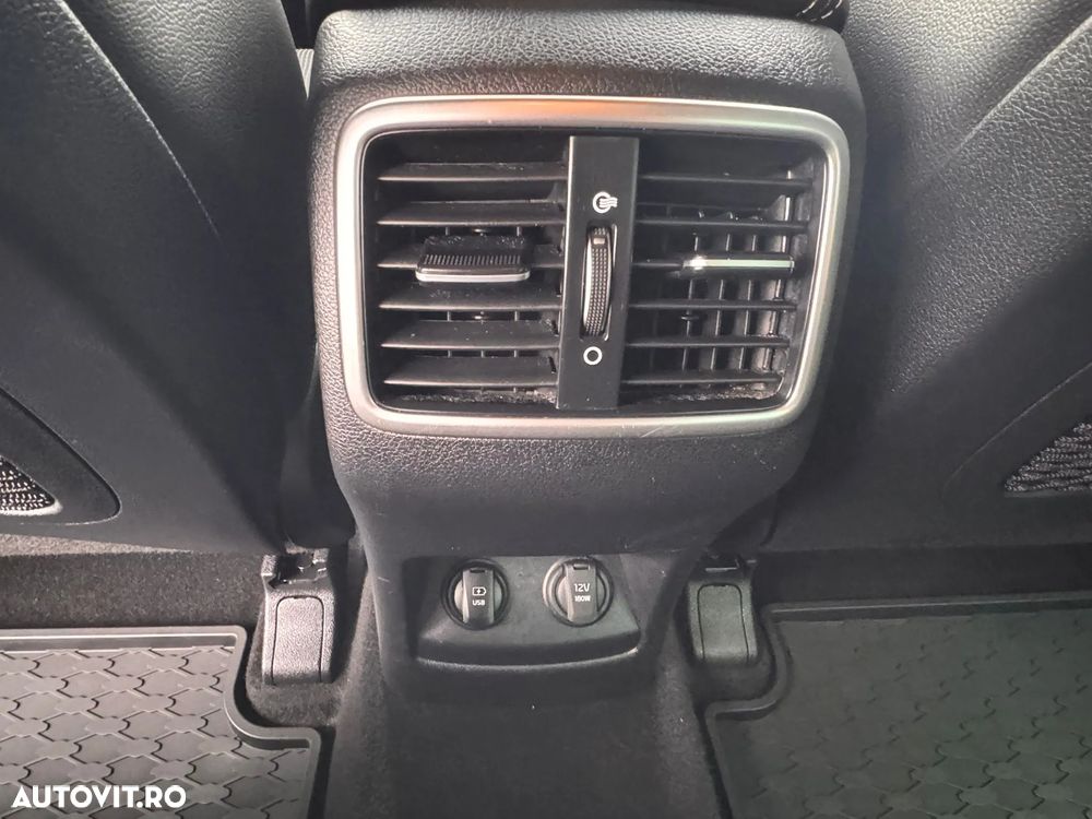 Kia Sportage 1.6 T-GDI 7DCT 4x4 GT Line - 17