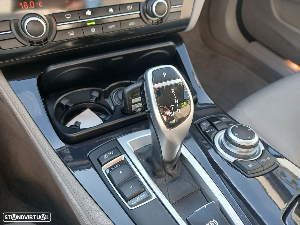 BMW 525 d xDrive Exclusive Auto - 13