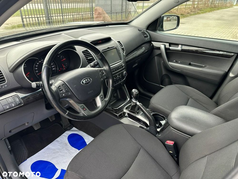 Kia Sorento - 7