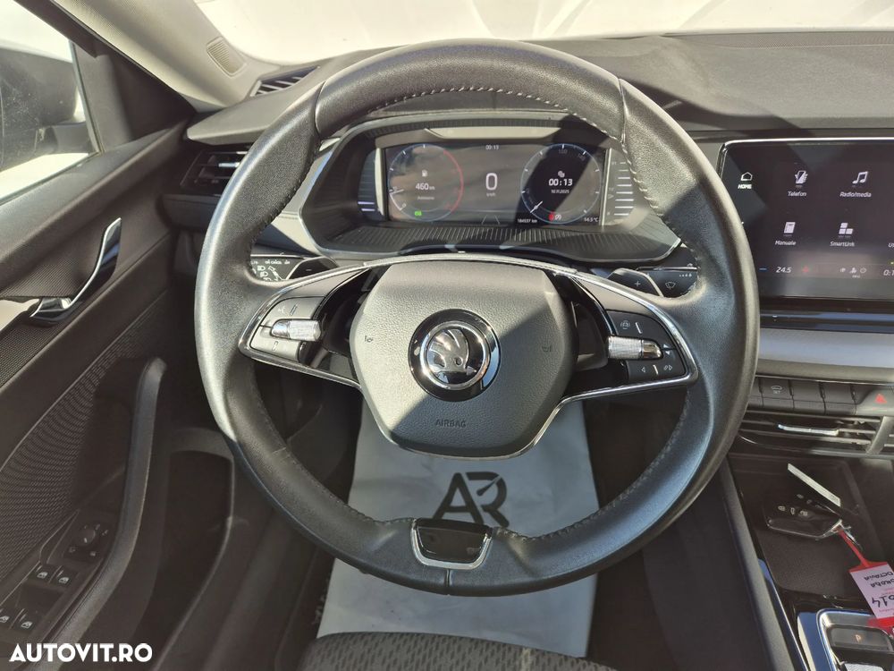 Skoda Octavia Combi 2.0 TDI DSG Ambition - 15