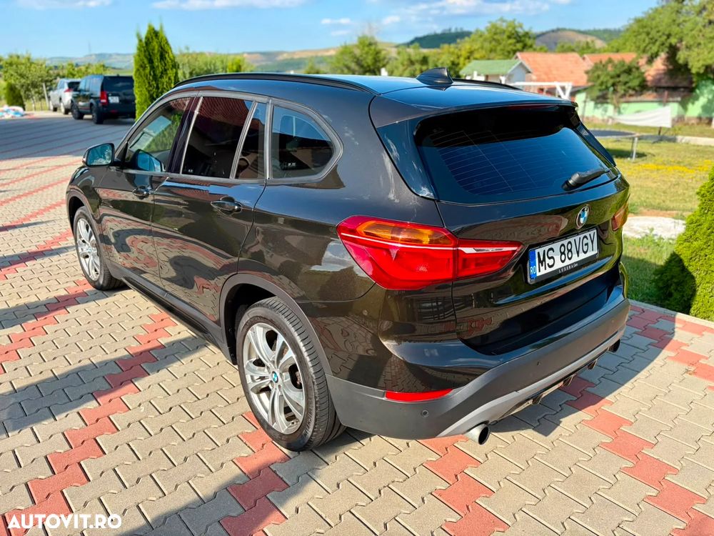 BMW X1 xDrive25i AT Advantage - 4