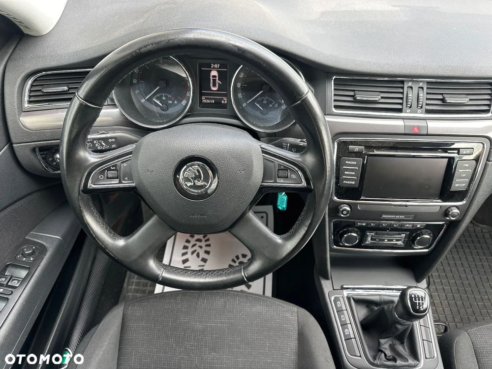 Skoda Superb 2.0 TDI Active - 22