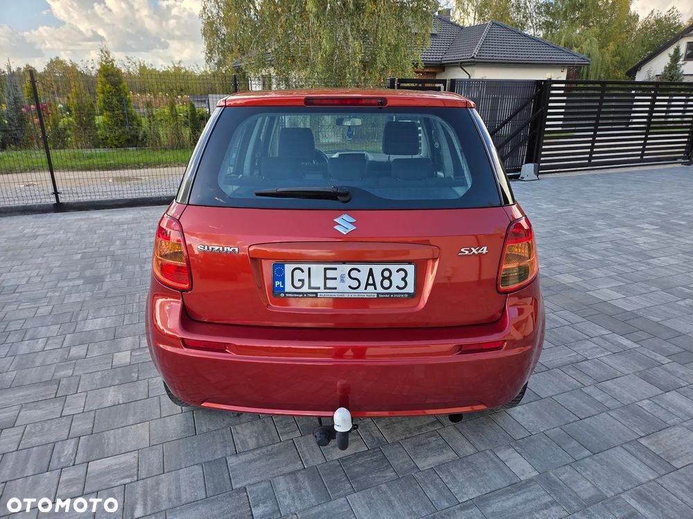 Suzuki SX4 1.9 DDiS DPF Streetline 4x2 Club - 11
