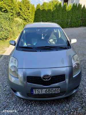 Toyota Yaris - 3
