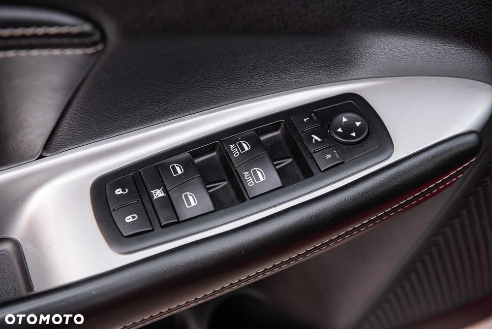 Fiat Freemont 2.0 Multijet 16V DPF Automatik Allrad Cross - 16