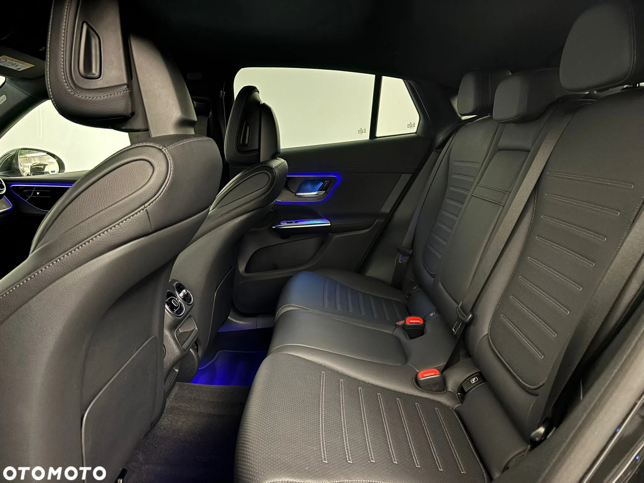 Mercedes-Benz GLC - 11