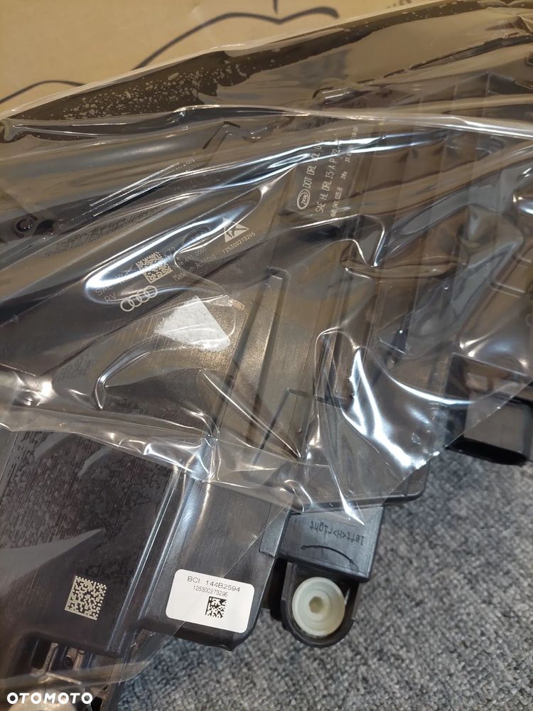 Audi Q8 Lampa Matrix Nowa USA 4M8941035B - 12