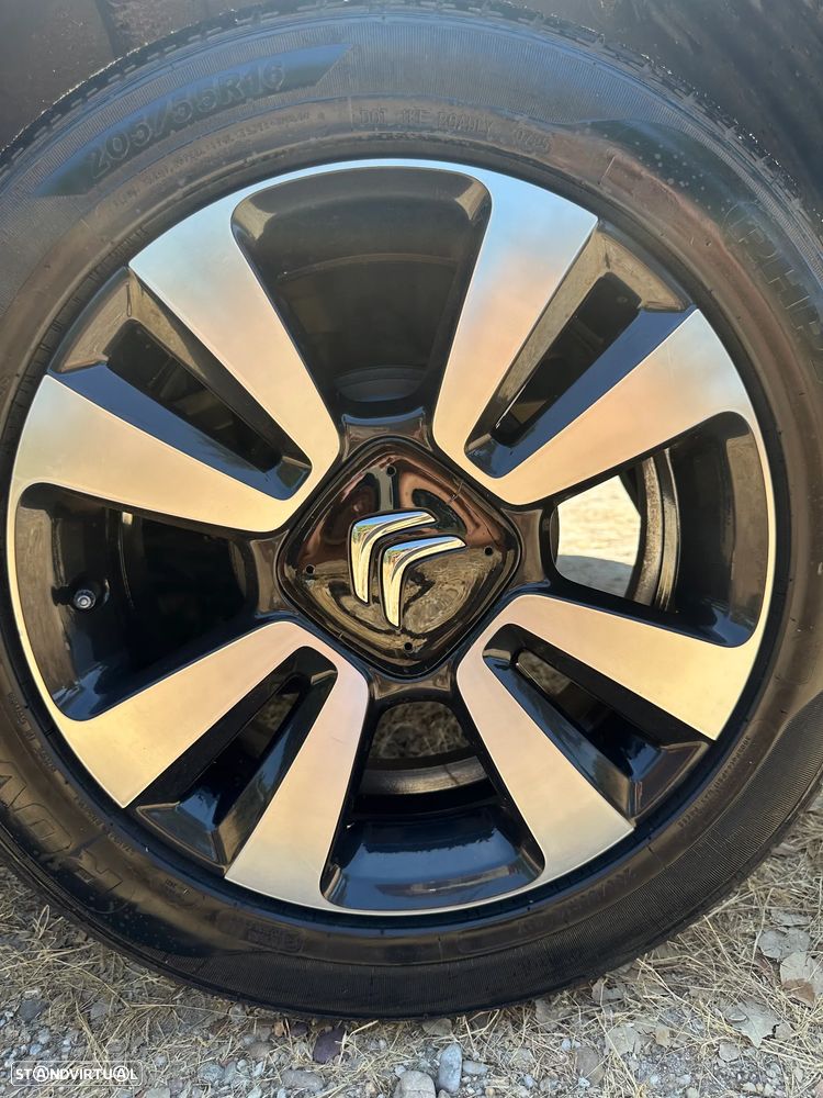 Citroën C3 Pure Tech Feel - 15