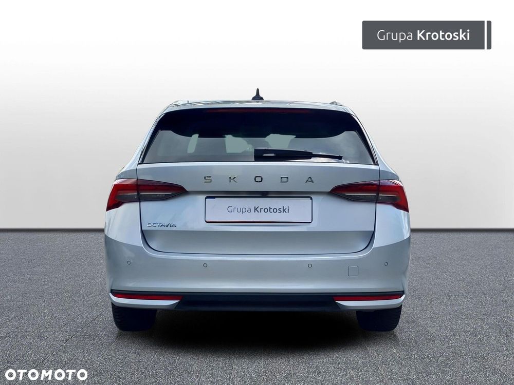 Skoda Octavia 1.5 TSI mHEV Selection DSG - 4