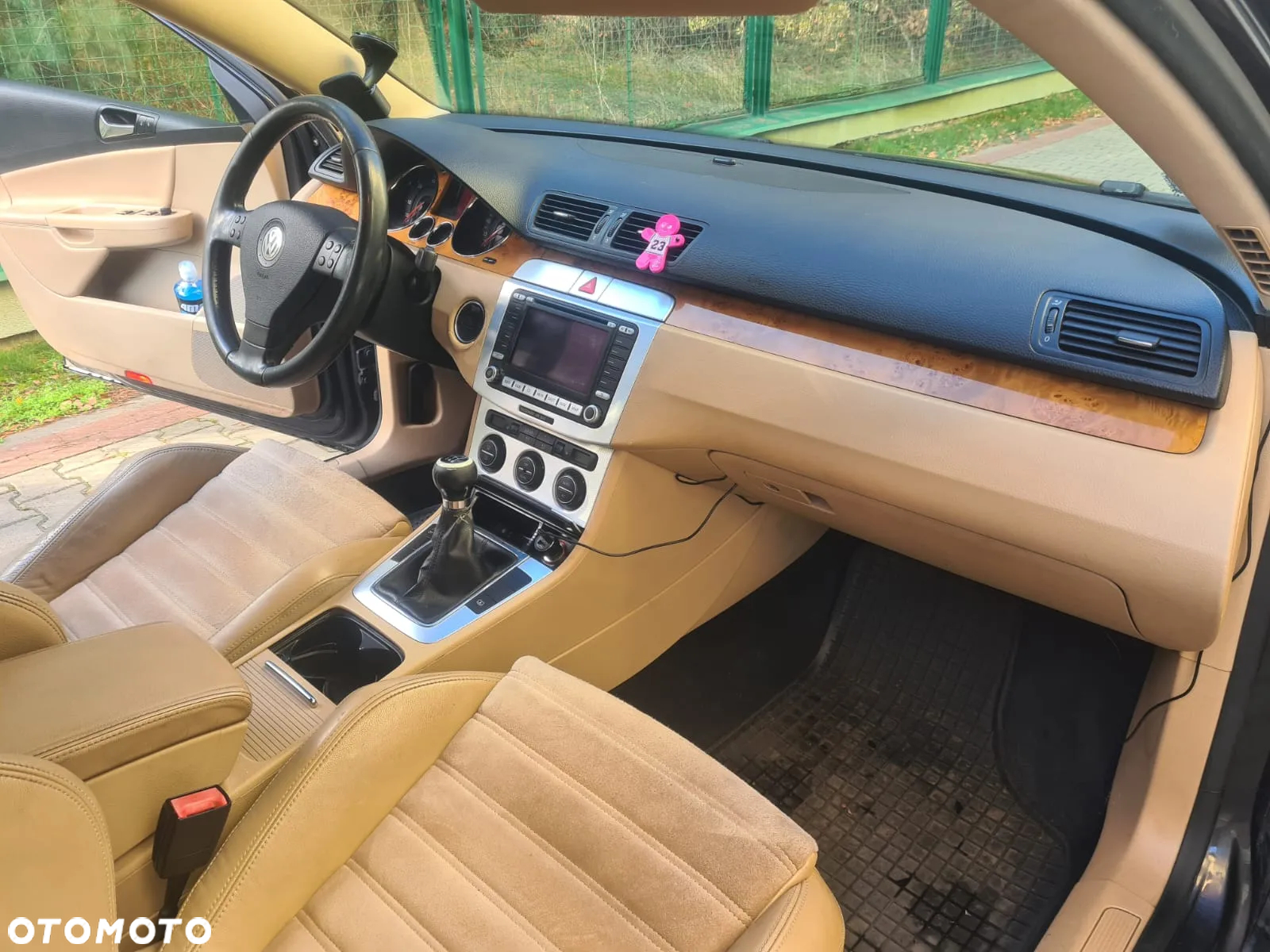 Volkswagen Passat 2.0 TDI DPF Highline - 18