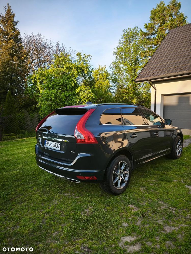 Volvo XC 60 D4 Drive-E Momentum - 1
