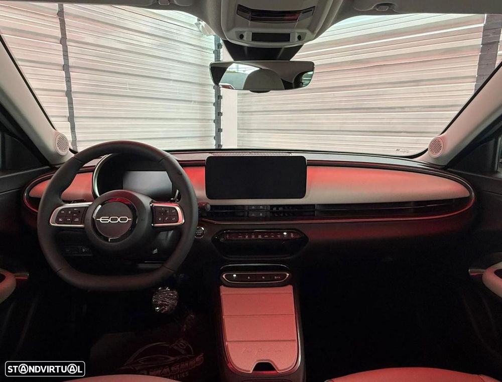 Fiat 600 1.2 Hybrid La Prima - 10