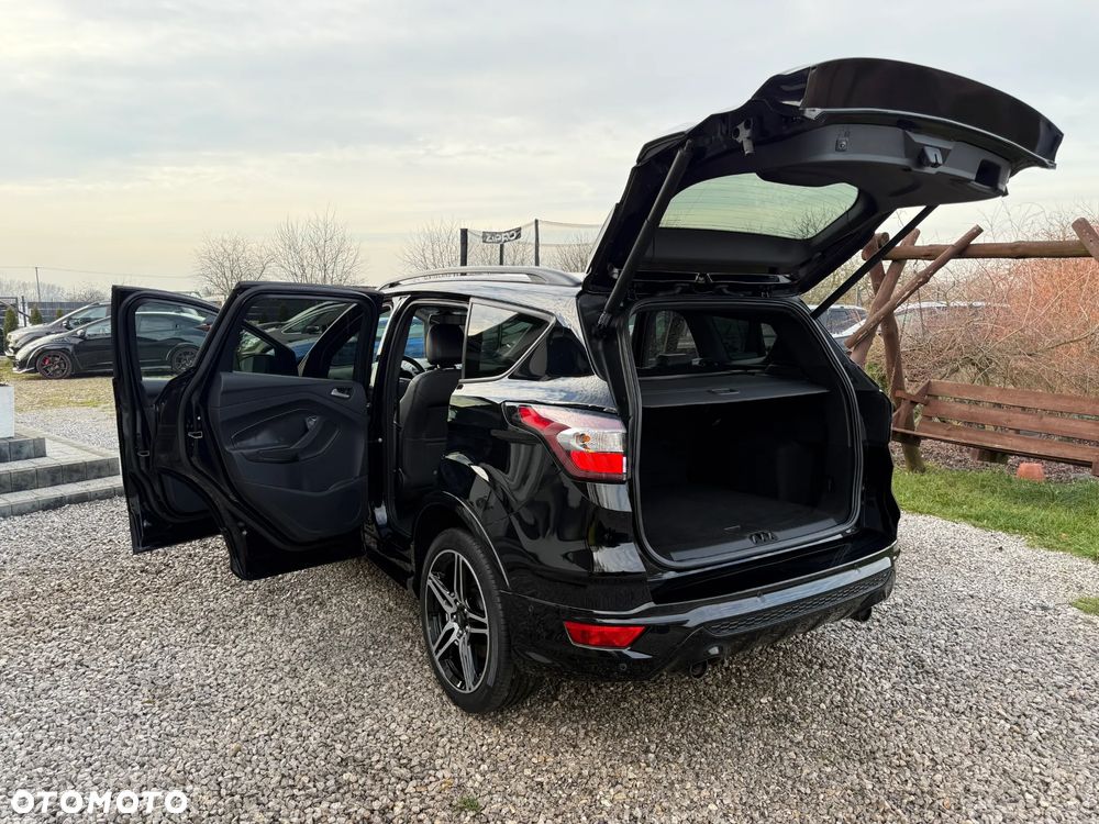 Ford Kuga 2.0 TDCi 2x4 ST-Line - 18