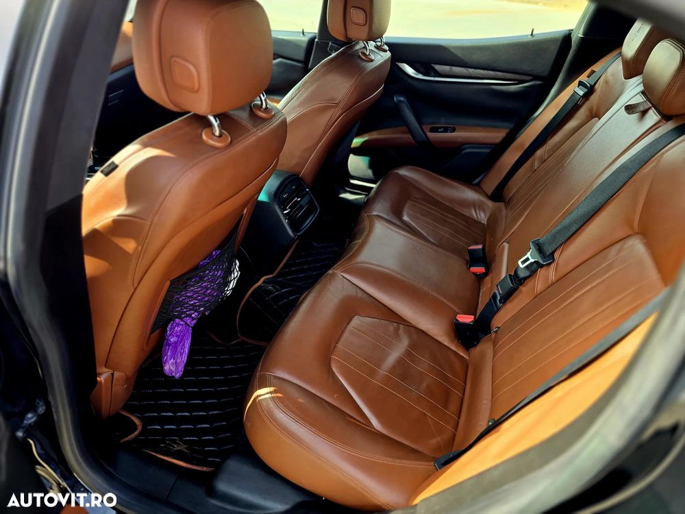 Maserati Ghibli - 8