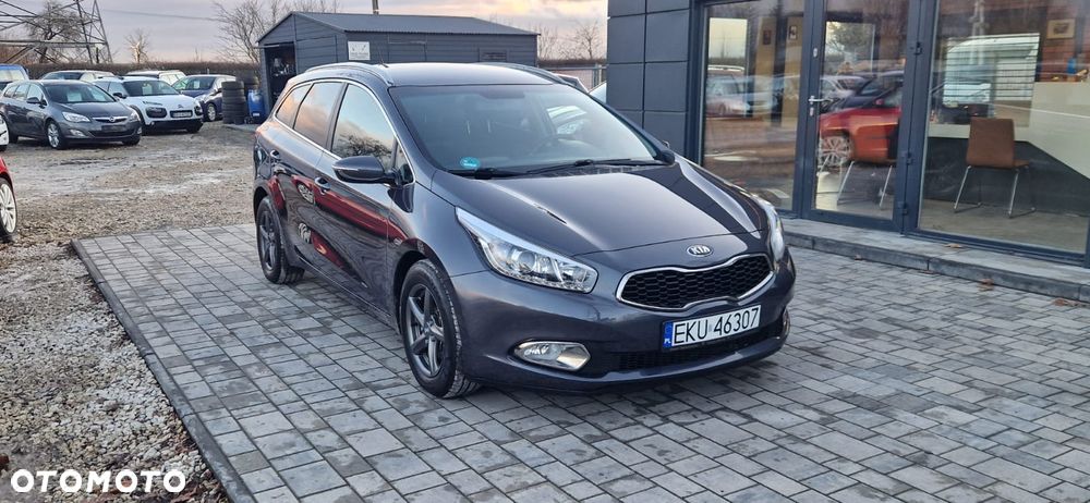 Kia Ceed - 1