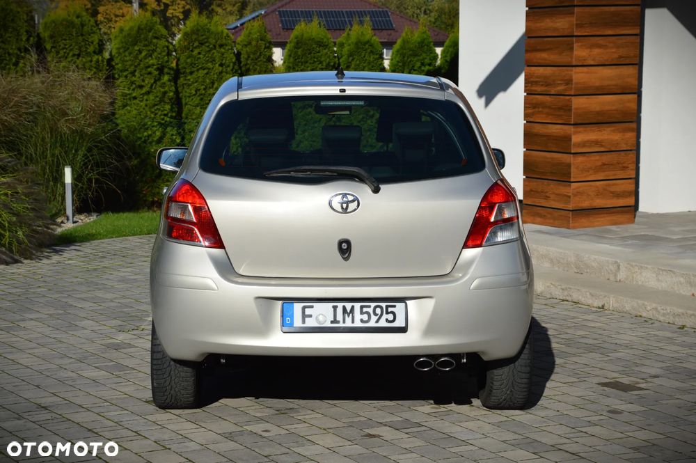 Toyota Yaris 1.33 Active - 5