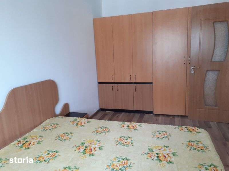 Vand apartament 2 camere mansarda — fotografia 3