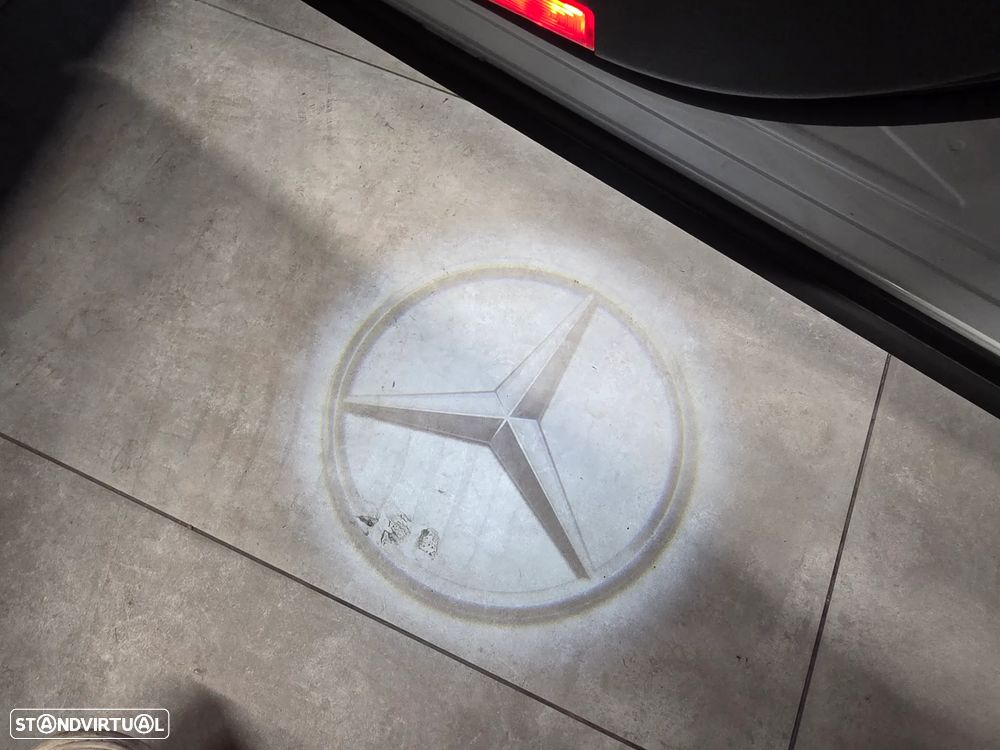 Mercedes-Benz EQB 350 4Matic AMG Line - 31