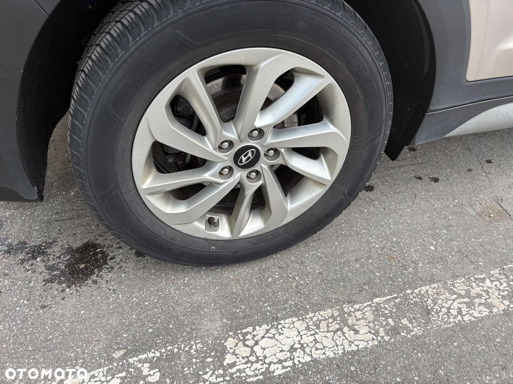 Hyundai Tucson - 13